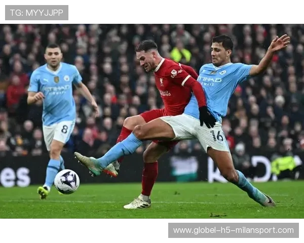 曼城与利物浦之战：关键球员状态如何决定比赛最终走向