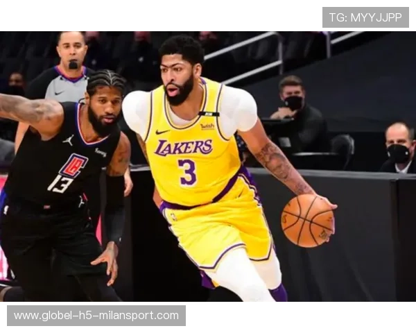 戴维斯医疗争议:交易前提还是复出阻碍? 戴维斯医疗争议:交易前提还是复出阻碍?